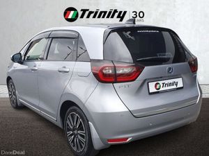 Honda Fit ** E HYBRID ** AUTO ** TRINITY MOTORS ** - Image 3