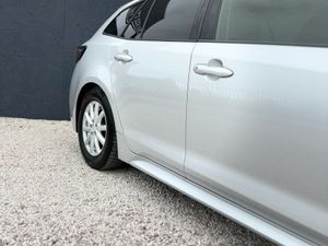 Toyota Corolla Touring 1.8 Self Charging Hybrid - Image 3
