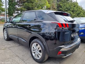 2017 PEUGEOT 3008 ACTIVE 1.2 PETROL MANUAL 130BHP - Image 4