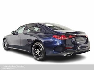 Mercedes-Benz E-Class E300de AMG Line Plus with Ni - Image 3