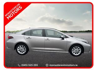 Toyota Corolla HYB LUNA SALOON 4DR AUTO - Image 3