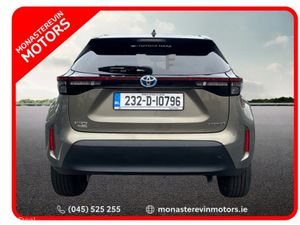 Toyota Yaris CROSS LUNA SPORT 4DR AUTO - Image 4