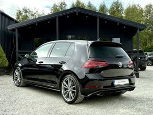 Volkswagen Golf R 310BHP HIGH SPEC, PAN ROOF, DYNA - Image 4