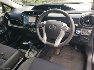 Toyota Aqua 2016 - Image 3