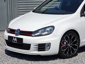 2013 VOLKSWAGEN GOLF MK6 GTI LOW KMS - Image 2