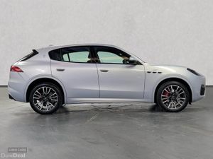 Maserati Other 2.0 Mhev Gt Suv 5Dr Petrol Zf 4Wd E - Image 3