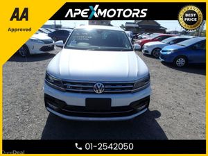 Volkswagen Tiguan R-LINE * FINANCE ARRANGED * with - Image 2