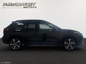 2023 Toyota Corolla Cross Z 1.8 Hybrid, High Spec - Image 2