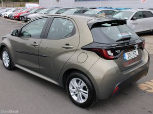 Toyota Yaris 2022 - Image 3