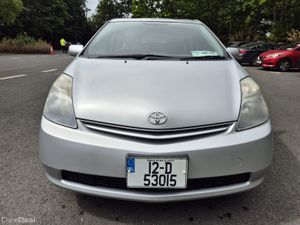 STUNNING Toyota Prius 2012 AUTOMATIC HYBRID - Image 3