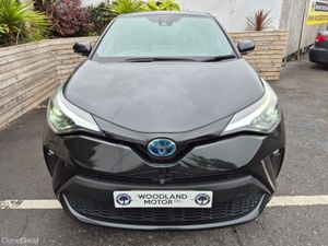 Toyota C-HR 1.8 HYBRID / G-PACK NERO EDITION / TOP - Image 4