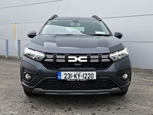 Dacia Jogger 1.0 L  Extreme 7 Seater - Image 2