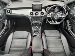 Mercedes-Benz GLA Premium AMG 2.1 - Image 3