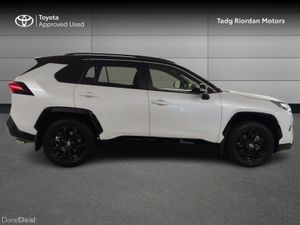 Toyota RAV4 Hybrid Sport - Image 3
