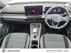 Volkswagen T-Roc R-LINE 1.5TSI 150HP MHEV - Image 3