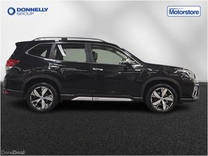 Subaru Forester 2.0i e-Boxer XE Premium 5dr Linear - Image 4