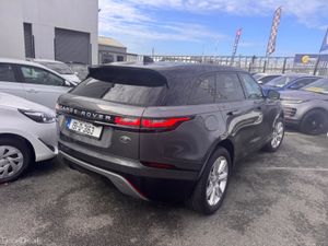 2019 Land Rover  Velar Diesel Automatic - Image 3