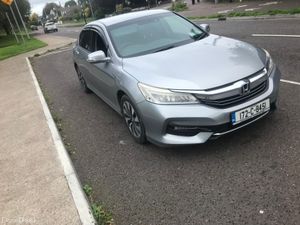 Honda Accord DAA-CR7 AUTO 4DR - Image 3