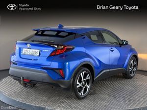 Toyota C-HR HYBRID SPORT - Image 2