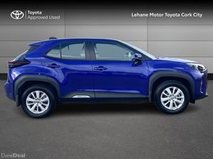 Toyota Yaris Cross YARIS CROSS LUNA - Image 3