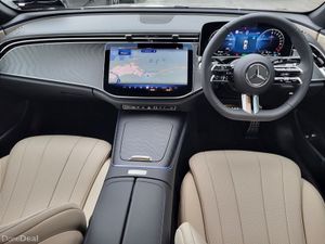 Mercedes-Benz E-Class E300e PHEV AMG Edition Plus - Image 4