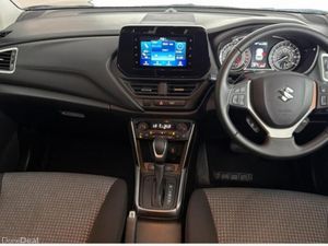 Suzuki S-CROSS 2023 auto - Image 3