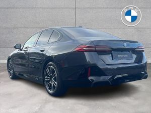 BMW 5-Series 2.0 - Image 2