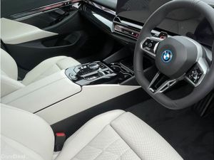 BMW 5-Series 2.0 - Image 3