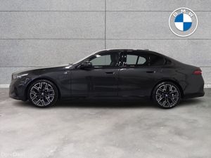 BMW 5-Series 530e M Sport Saloon - Image 4