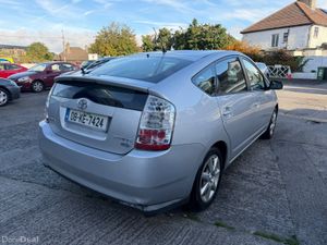 Toyota Prius 2008 Hybrid Auto - Image 3