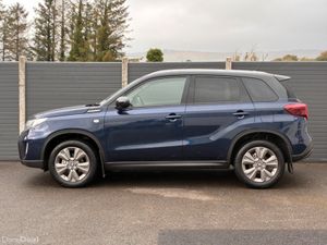 Suzuki Vitara 1.4 B/JET HYBRID MOTION - Image 3