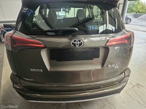 161TOYOTA RAV-4 LUNA EDITION - Image 4