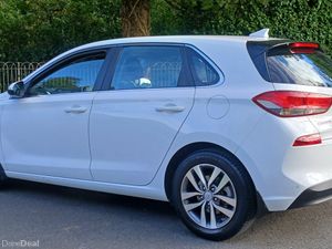 Hyundai i30 2018 1.0 DELUXE PLUS 5dr - FSH NEW NCT - Image 4