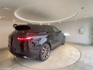 Land Rover Range Rover Sport 3.0 D300 Dynamic SE 5 - Image 4