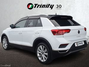 Volkswagen T-Roc ** STYLE DESIGN ** LOW KMS ** TRI - Image 3