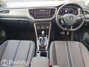 Volkswagen T-Roc ** LOW KMS ** AUTO ** TRINITY MOT - Image 2