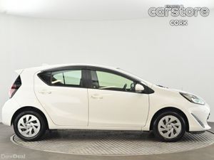 Toyota Aqua 1.5 - Image 2