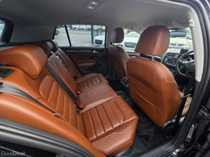 Volkswagen Golf LEATHER ( 132 REG ) 1.4 FULL TAN L - Image 4