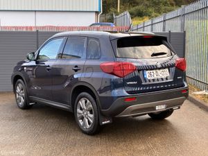 Suzuki Vitara 1.4 B/JET HYBRID MOTION - Image 4