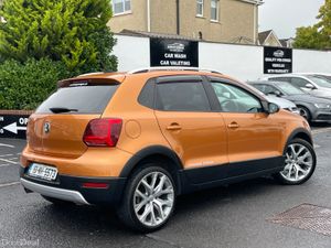Volkswagen Cross Polo 2015 1.2 Petrol Automatic - Image 4