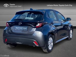 Toyota Yaris Yaris HEV Luna - Image 2