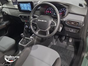 Dacia Sandero Stepway 1.0 TCe Extreme 5dr - Image 4