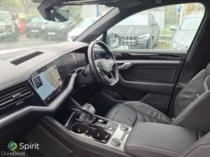 Volkswagen Touareg 3.0TDI 286HP R-Line - Image 3