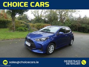 Toyota Yaris 1.5 AUTO HYBRID - Image 2