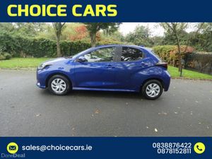 Toyota Yaris 1.5 AUTO HYBRID - Image 3
