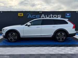 Volvo V90 CROSS COUNTRY - D4 AWD - 2.0L DIESEL - A - Image 4