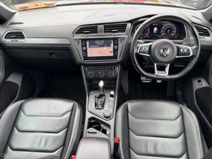 2019 Volkswagen Tiguan R-Line 2.0 TDI 4MOTION DSG - Image 2