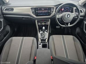 Volkswagen T-Roc ** STYLE DESIGN ** HUGE SPEC ** T - Image 2