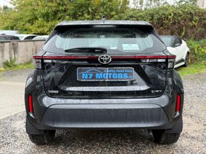 2024 Toyota Yaris Cross 1.5 HYBRID LUNA AUTO - Image 4