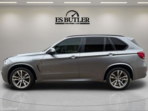 2017 BMW X5 MSPORT AUTO XDRIVE40e / PAN ROOF - Image 2
